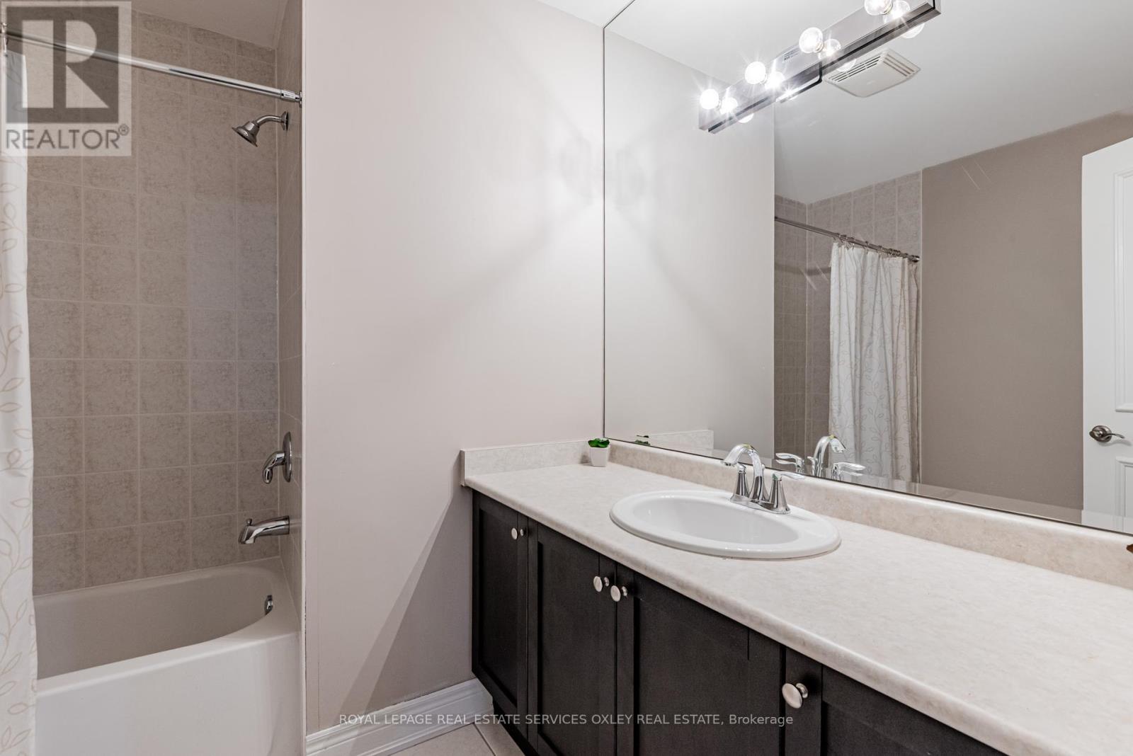 11 True Davidson Drive, Toronto, Ontario  M4W 3X2 - Photo 37 - C12433405