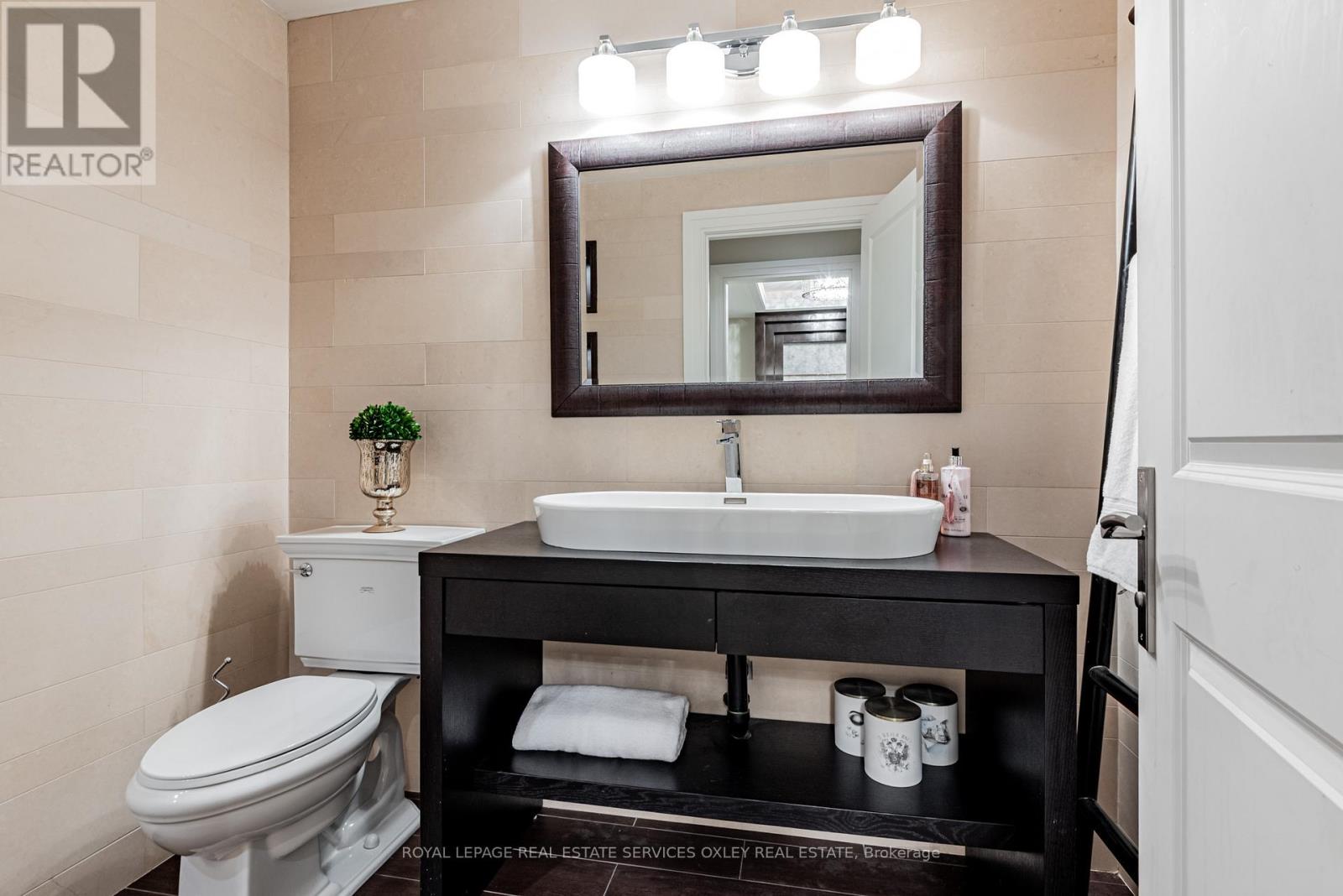 11 True Davidson Drive, Toronto, Ontario  M4W 3X2 - Photo 45 - C12433405