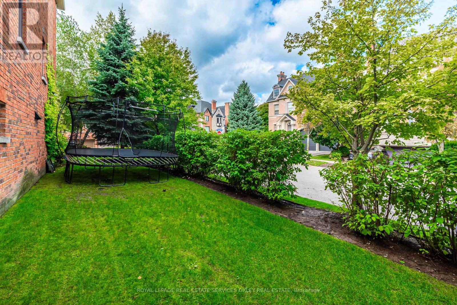 11 True Davidson Drive, Toronto, Ontario  M4W 3X2 - Photo 49 - C12433405