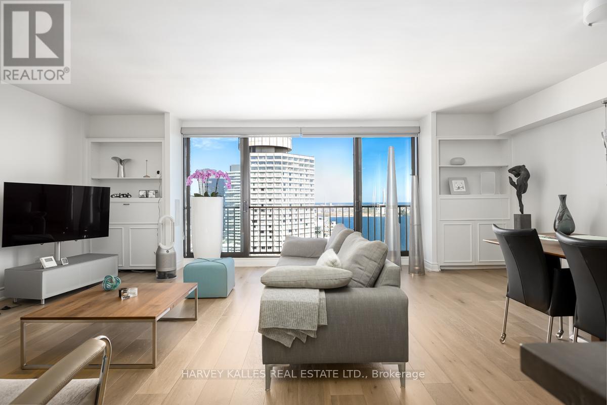 2804 - 33 HARBOUR SQUARE, Toronto, Ontario