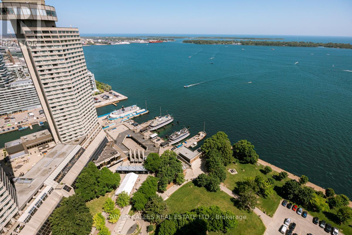 2804 - 33 Harbour Square, Toronto, Ontario  M5J 2G2 - Photo 29 - C12433407