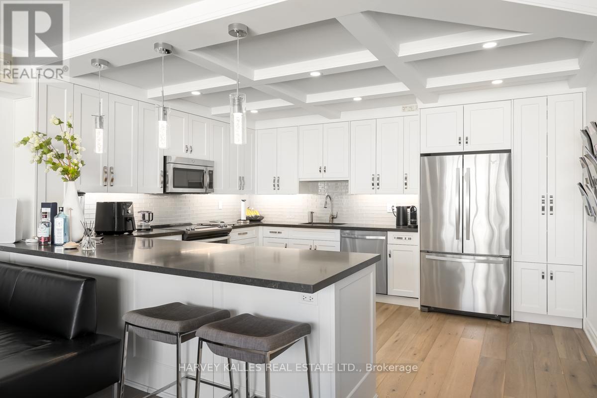 2804 - 33 Harbour Square, Toronto, Ontario  M5J 2G2 - Photo 7 - C12433407