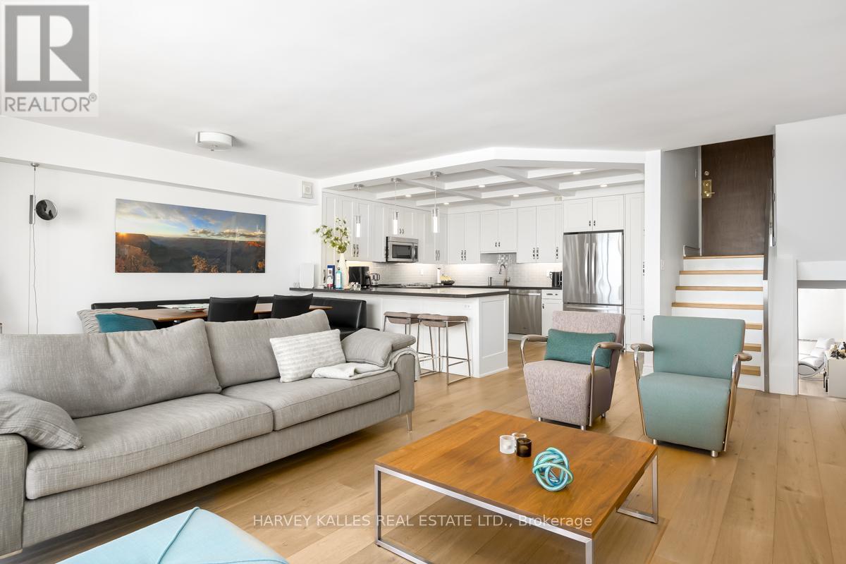 2804 - 33 Harbour Square, Toronto, Ontario  M5J 2G2 - Photo 9 - C12433407
