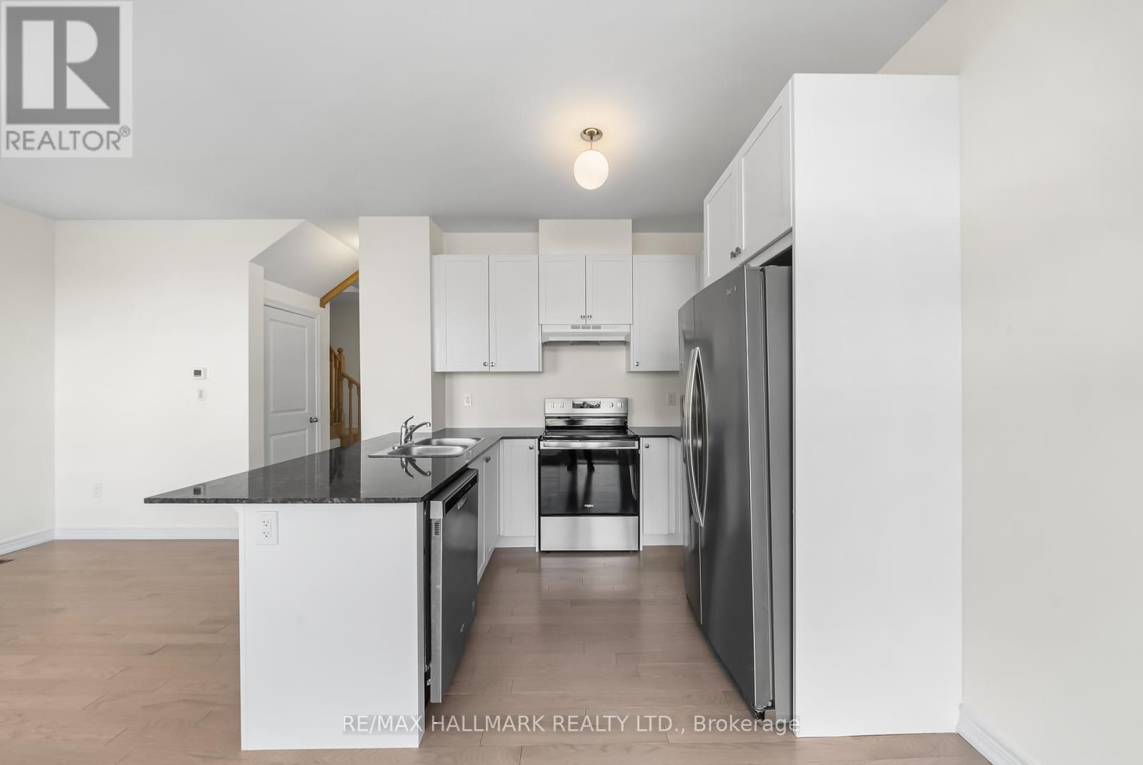 581 Barons Street, Vaughan, Ontario  L4H 5C3 - Photo 11 - N12433401