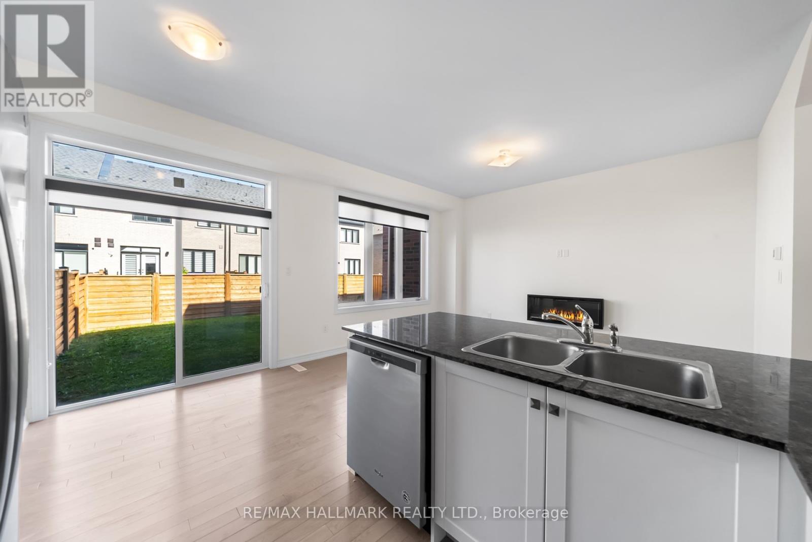 581 Barons Street, Vaughan, Ontario  L4H 5C3 - Photo 12 - N12433401