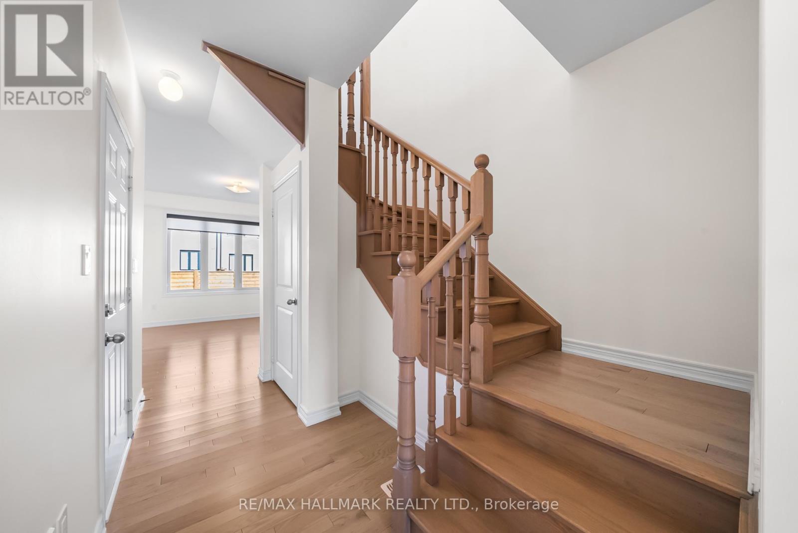 581 Barons Street, Vaughan, Ontario  L4H 5C3 - Photo 15 - N12433401