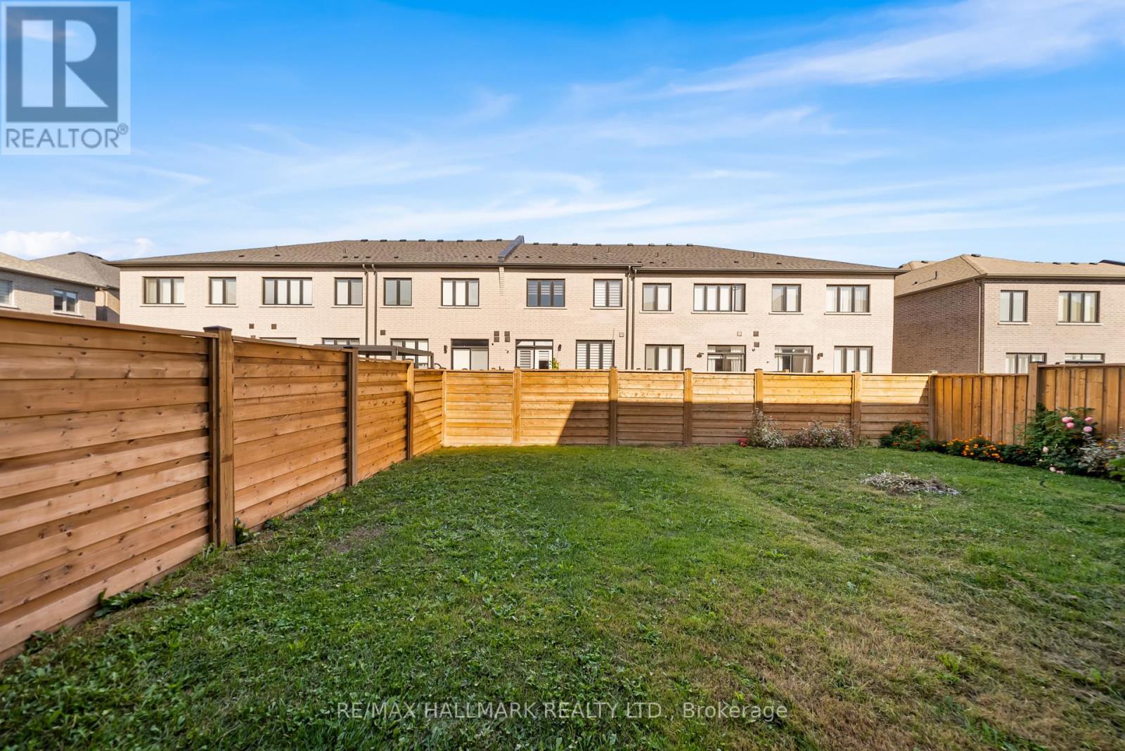 581 Barons Street, Vaughan, Ontario  L4H 5C3 - Photo 30 - N12433401