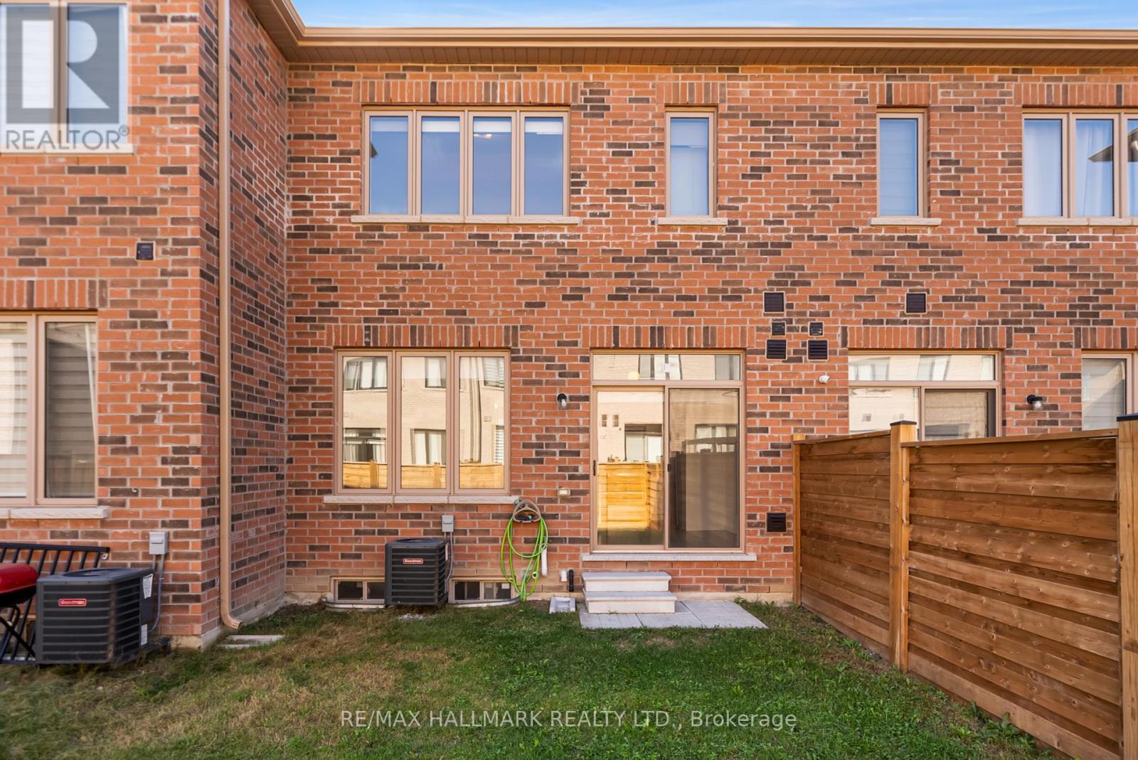 581 Barons Street, Vaughan, Ontario  L4H 5C3 - Photo 31 - N12433401