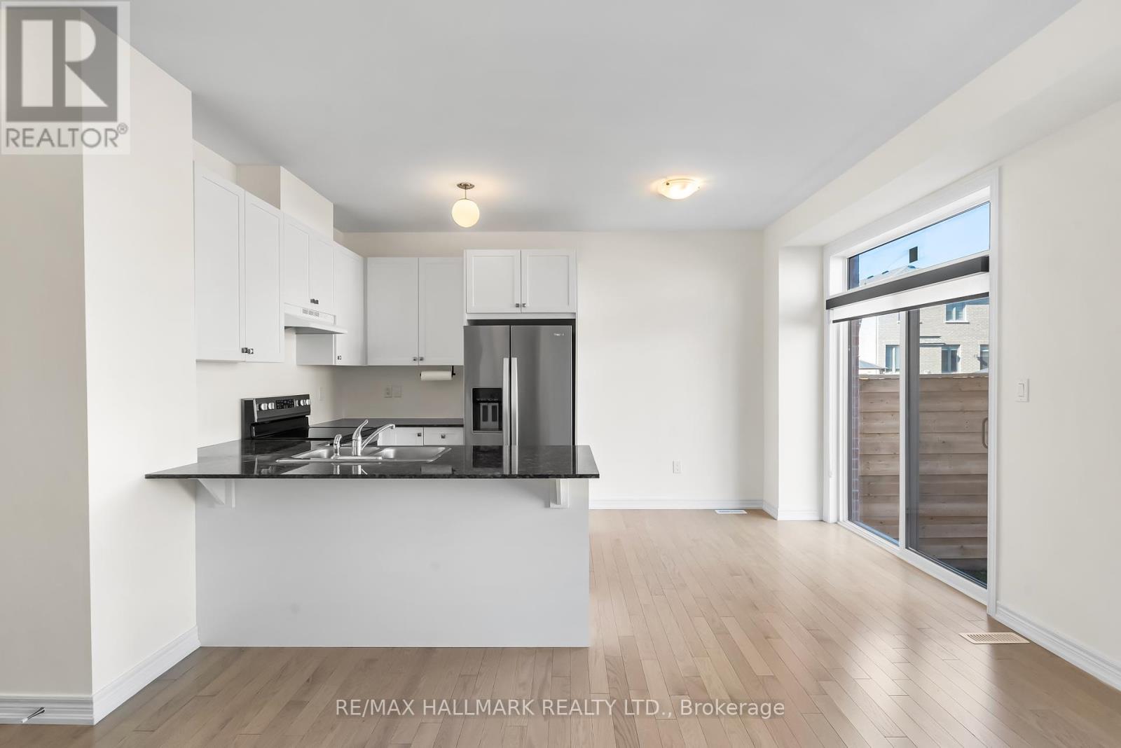 581 Barons Street, Vaughan, Ontario  L4H 5C3 - Photo 8 - N12433401