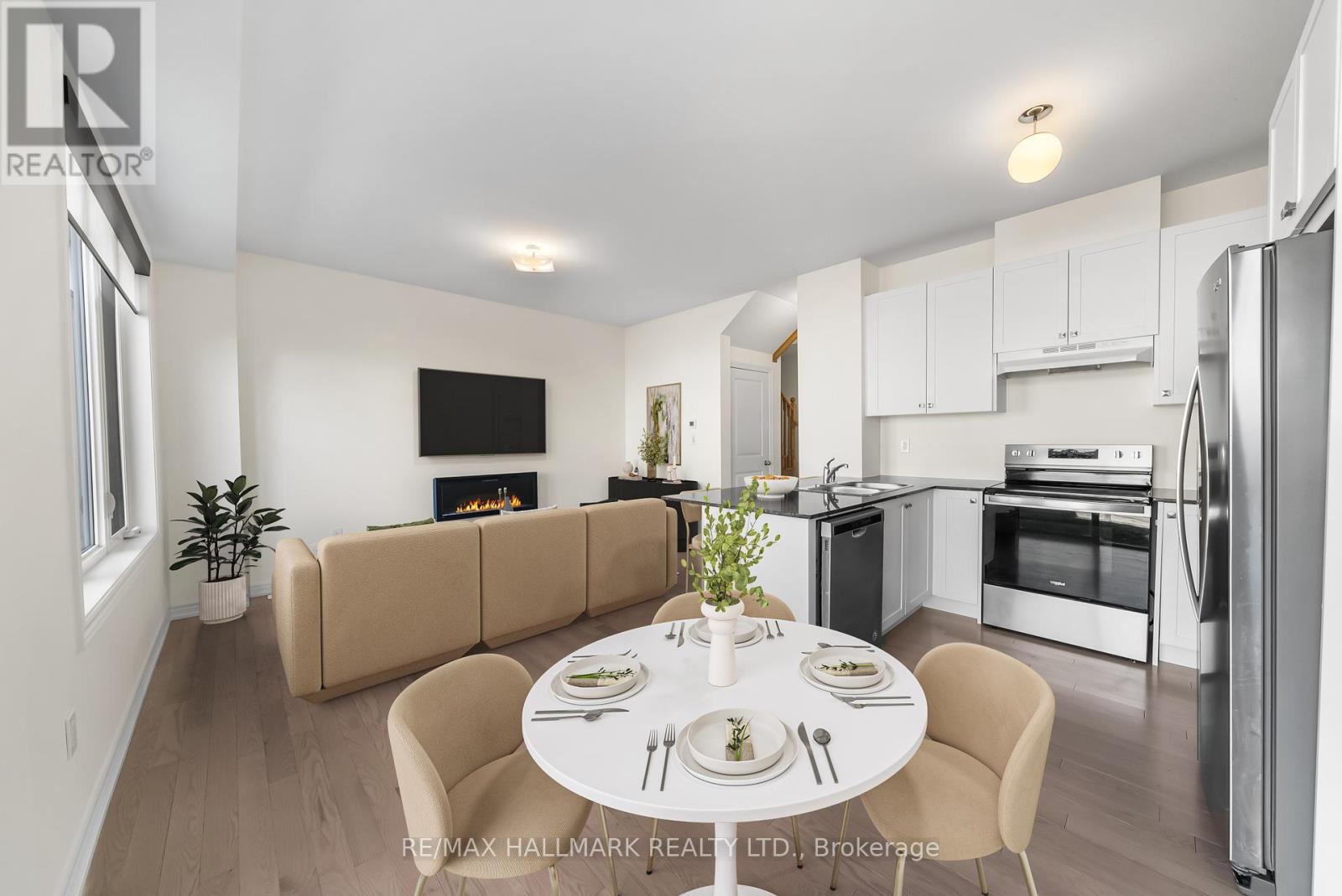 581 Barons Street, Vaughan, Ontario  L4H 5C3 - Photo 9 - N12433401