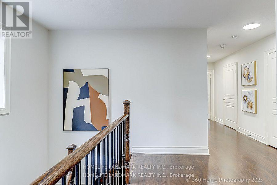 16 Beechborough Crescent, East Gwillimbury, Ontario  L9N 0P2 - Photo 13 - N12433410