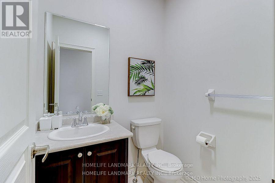 16 Beechborough Crescent, East Gwillimbury, Ontario  L9N 0P2 - Photo 26 - N12433410