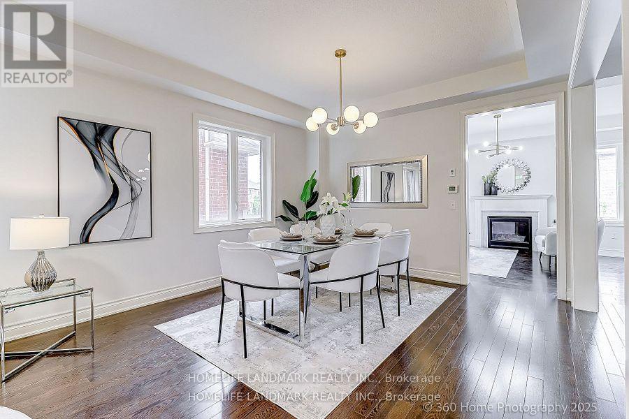 16 Beechborough Crescent, East Gwillimbury, Ontario  L9N 0P2 - Photo 6 - N12433410