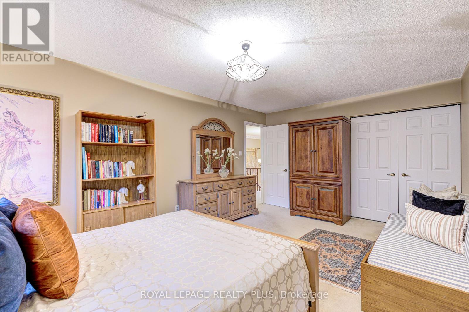 1760 Featherston Court, Mississauga, Ontario  L5L 3E3 - Photo 29 - W12433382