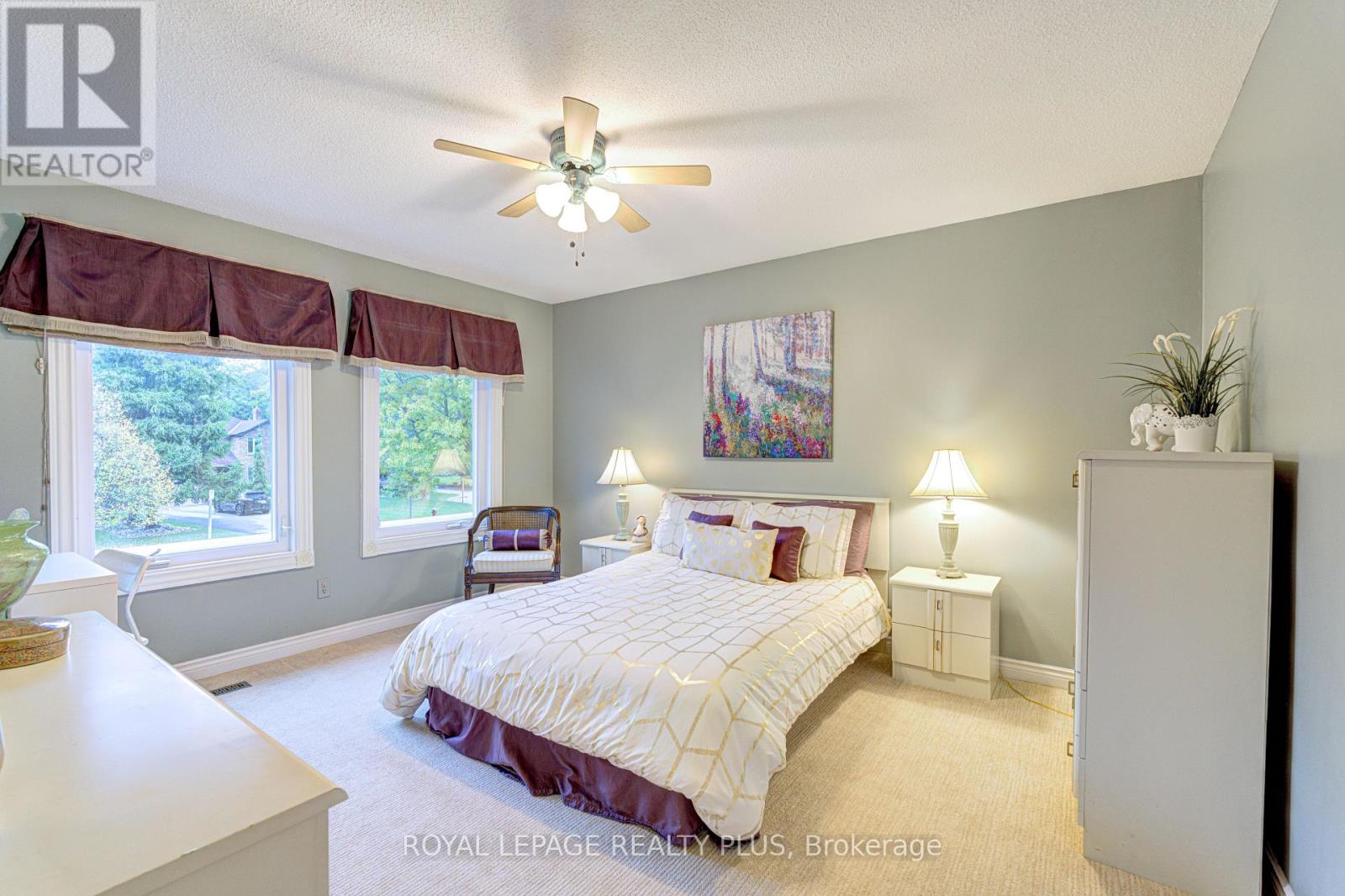 1760 Featherston Court, Mississauga, Ontario  L5L 3E3 - Photo 30 - W12433382