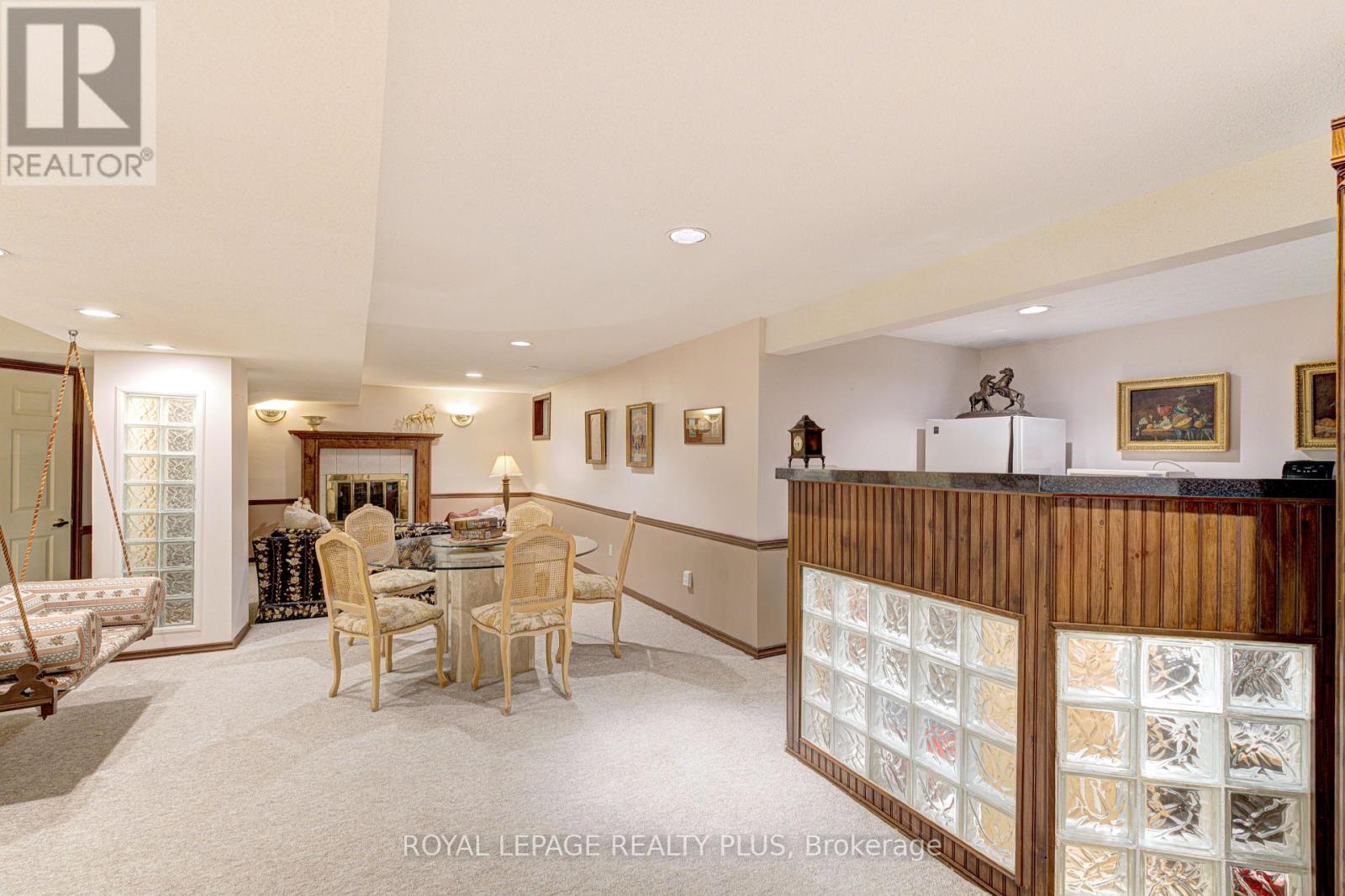 1760 Featherston Court, Mississauga, Ontario  L5L 3E3 - Photo 38 - W12433382