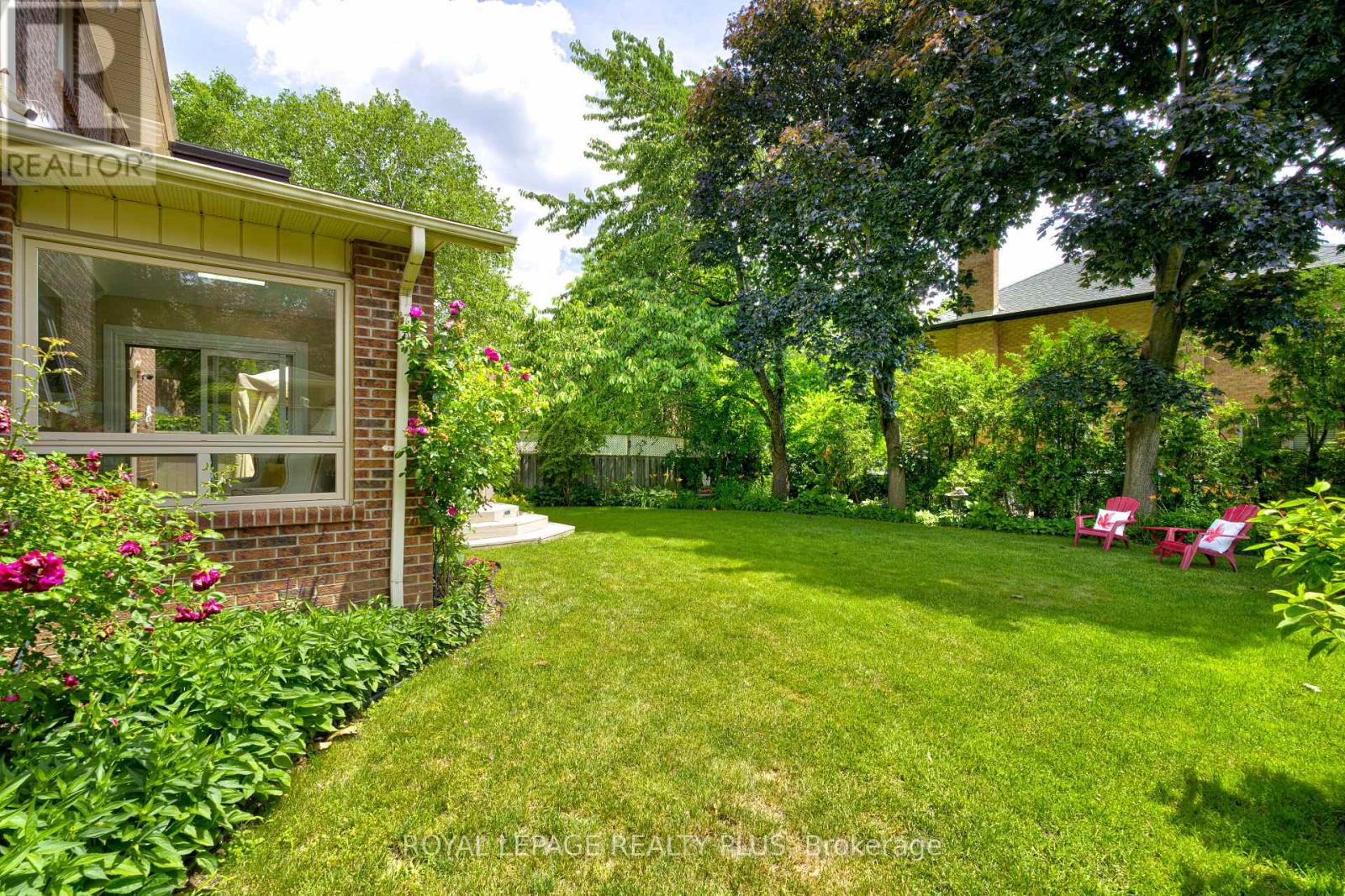 1760 Featherston Court, Mississauga, Ontario  L5L 3E3 - Photo 46 - W12433382