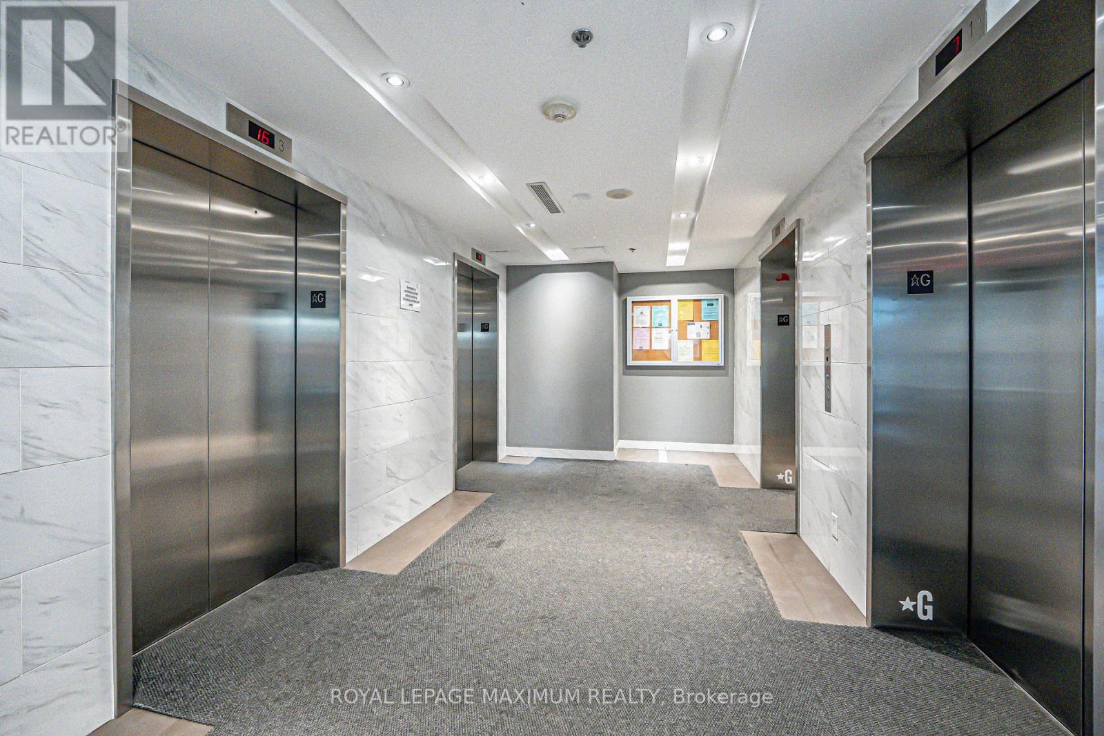 617 - 38 Joe Shuster Way, Toronto, Ontario  M6K 0A5 - Photo 4 - W12433386
