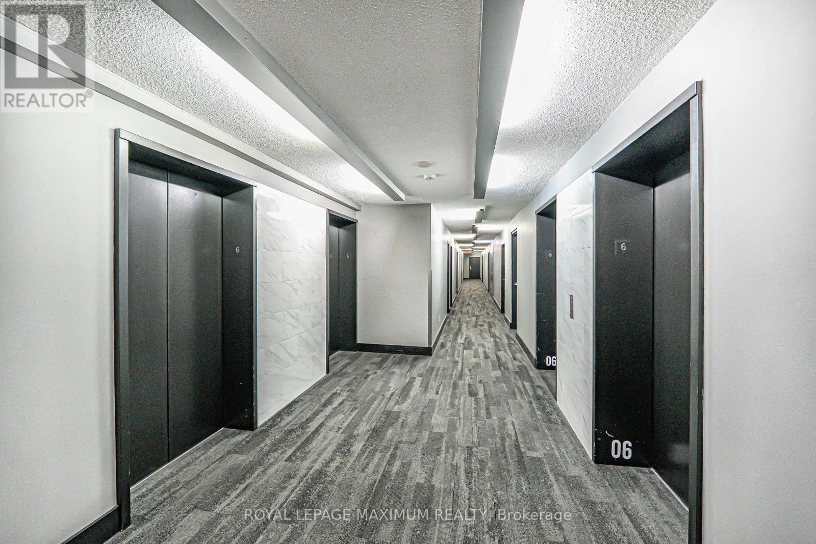 617 - 38 Joe Shuster Way, Toronto, Ontario  M6K 0A5 - Photo 5 - W12433386