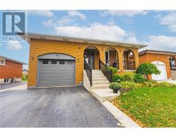 477 QUEEN VICTORIA DRIVE