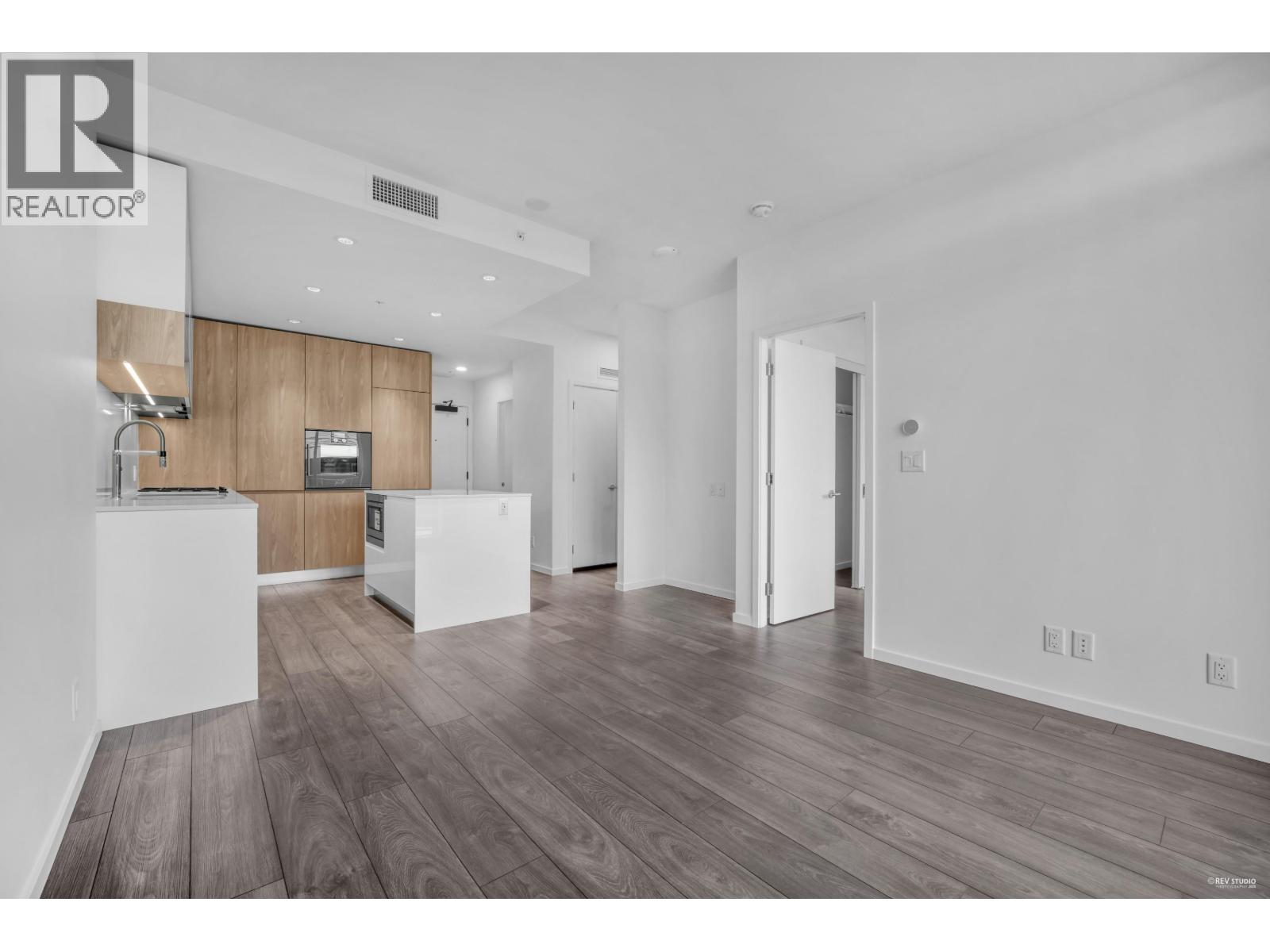 1108 6500 Minoru Boulevard, Richmond, British Columbia  V6Y 1Y5 - Photo 3 - R3053516