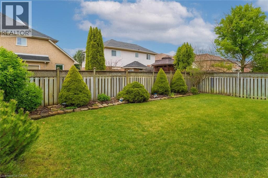 42 Hillgarden Drive, Stoney Creek, Ontario  L8J 3R3 - Photo 33 - 40773433
