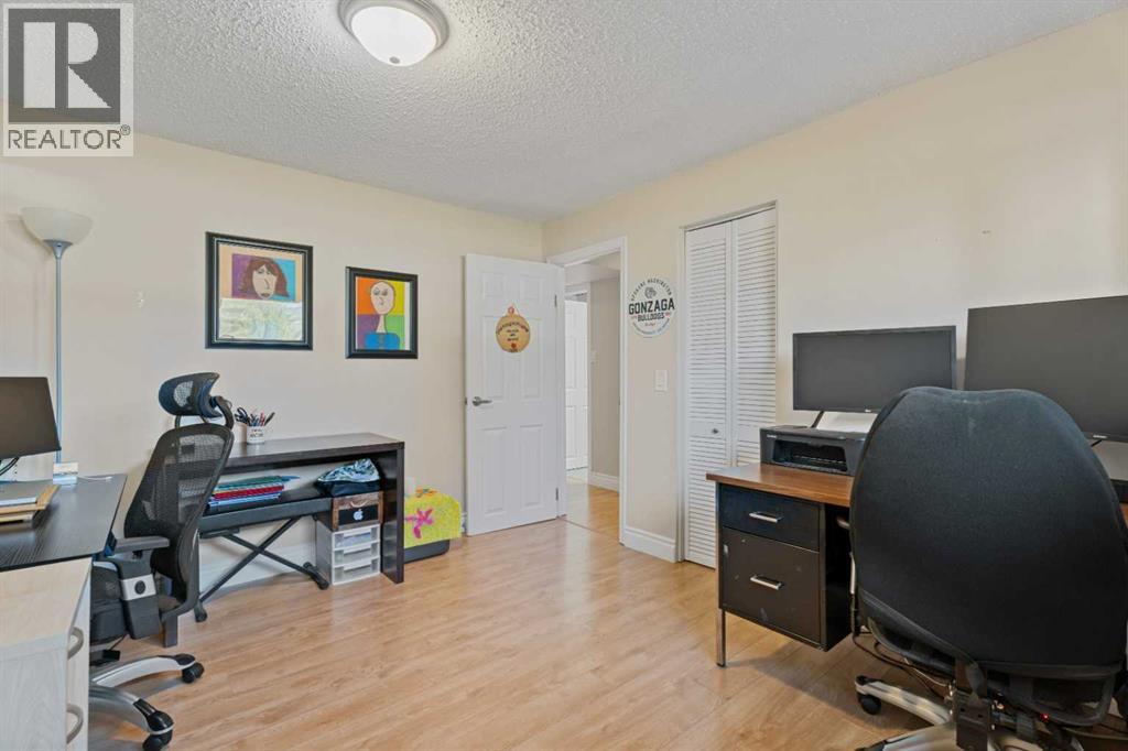 1205 Meadowbrook Drive Se, Airdrie, Alberta  T4A 1W6 - Photo 23 - A2256876
