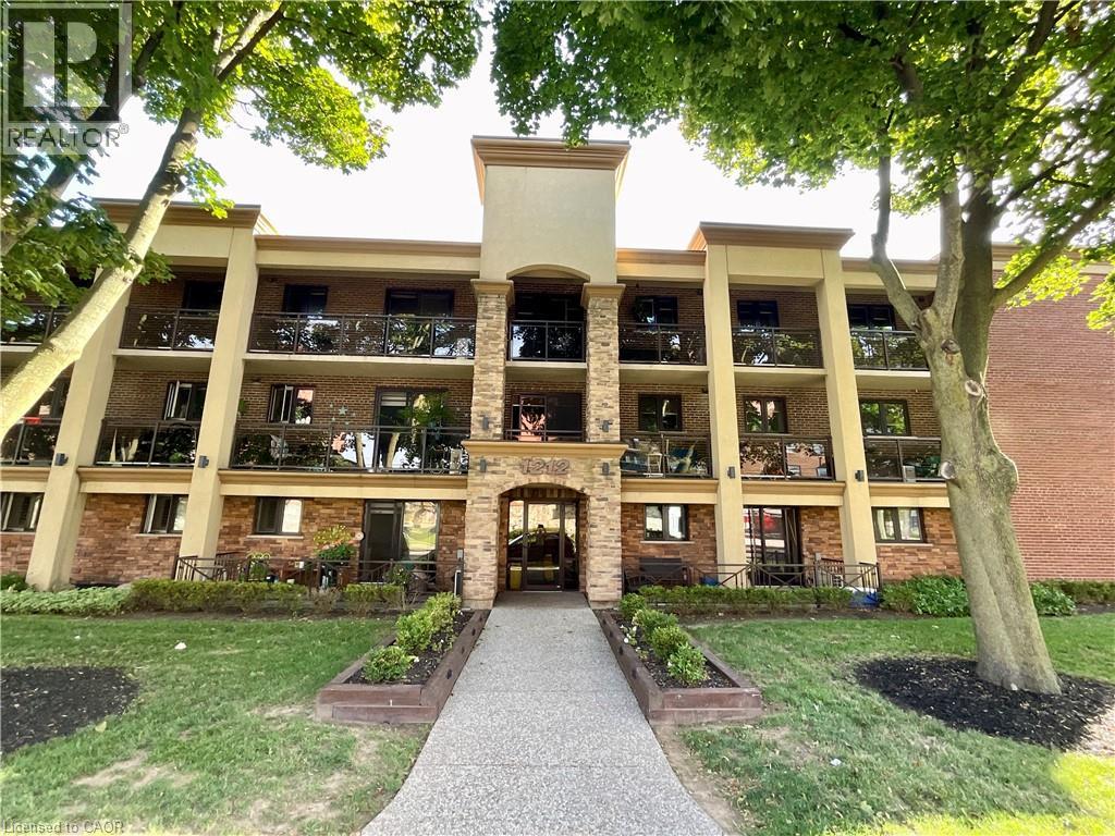 1212 Fennell Avenue E Unit# 108, Hamilton, Ontario  L8T 1T2 - Photo 2 - 40760059