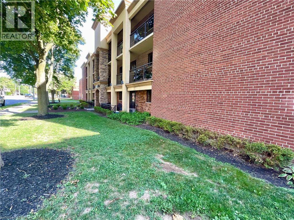 1212 Fennell Avenue E Unit# 108, Hamilton, Ontario  L8T 1T2 - Photo 4 - 40760059