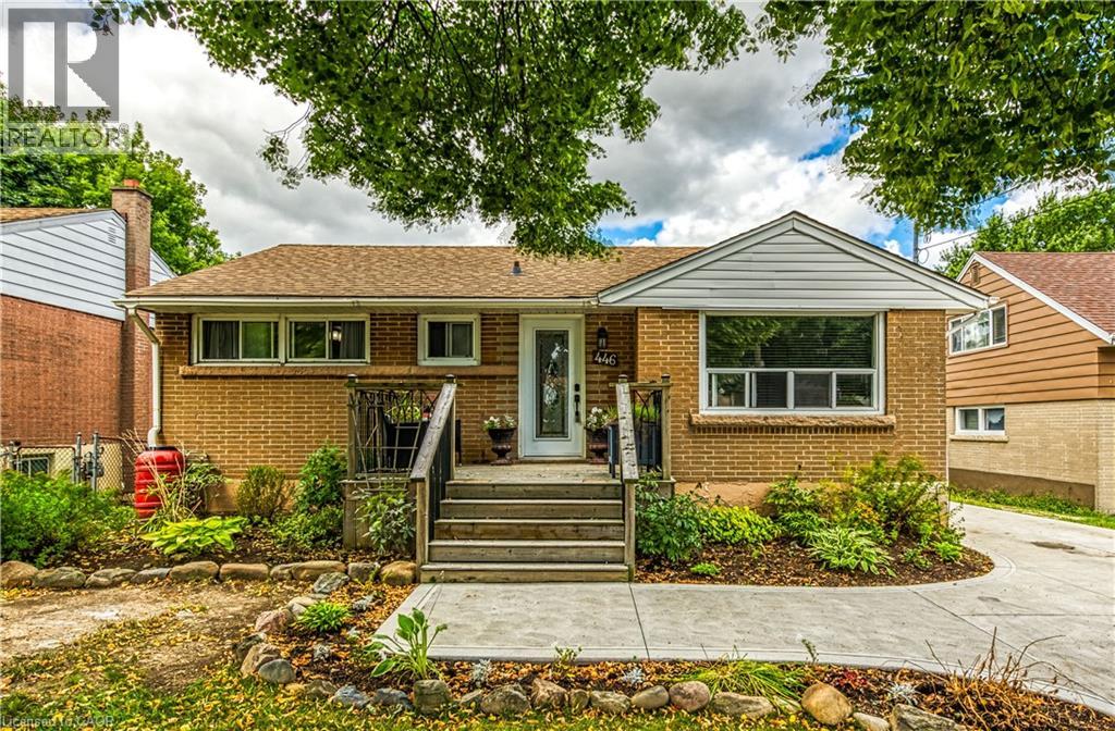 446 East 36th Street, Hamilton, Ontario  L8V 4A5 - Photo 2 - 40761310