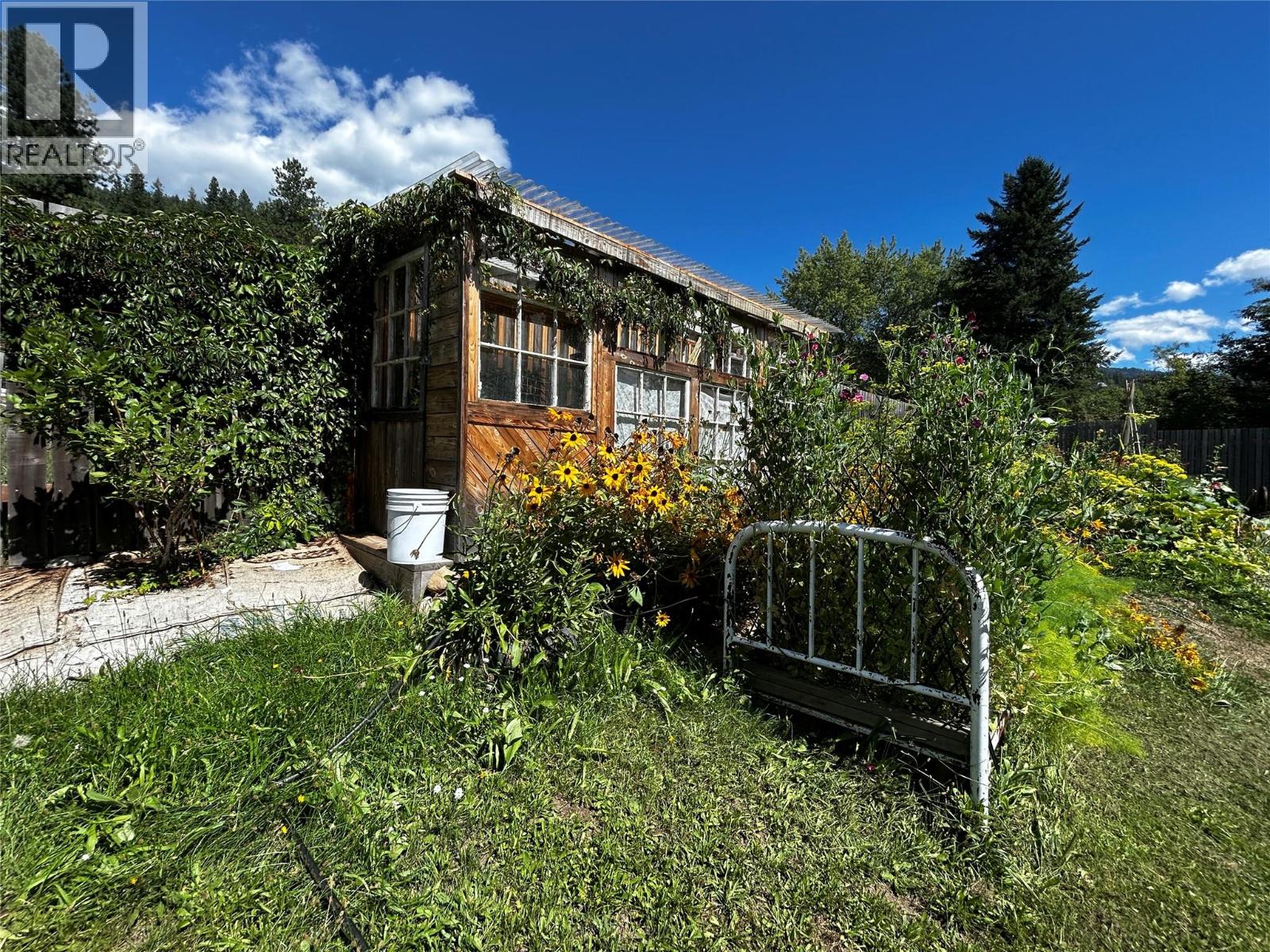 3385 Upper Levels Road, Robson, British Columbia  V0G 1X0 - Photo 63 - 10364474
