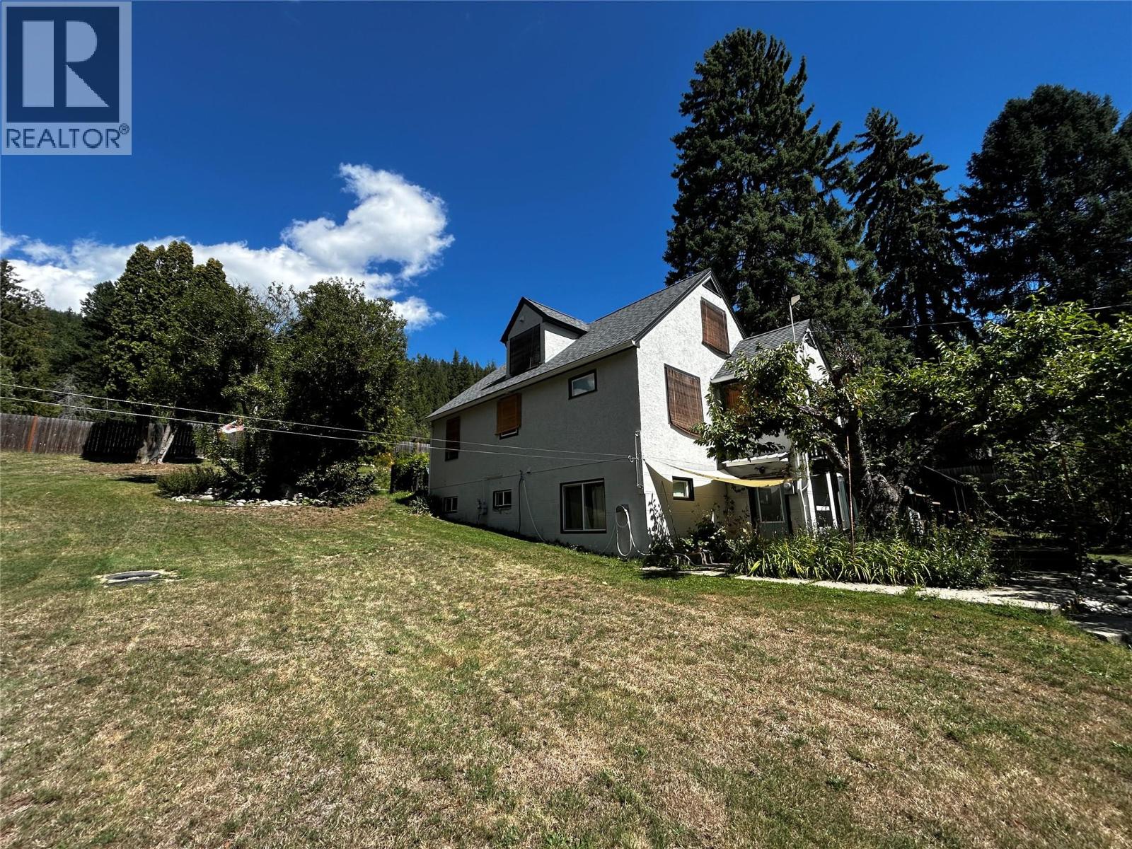3385 Upper Levels Road, Robson, British Columbia  V0G 1X0 - Photo 58 - 10364474