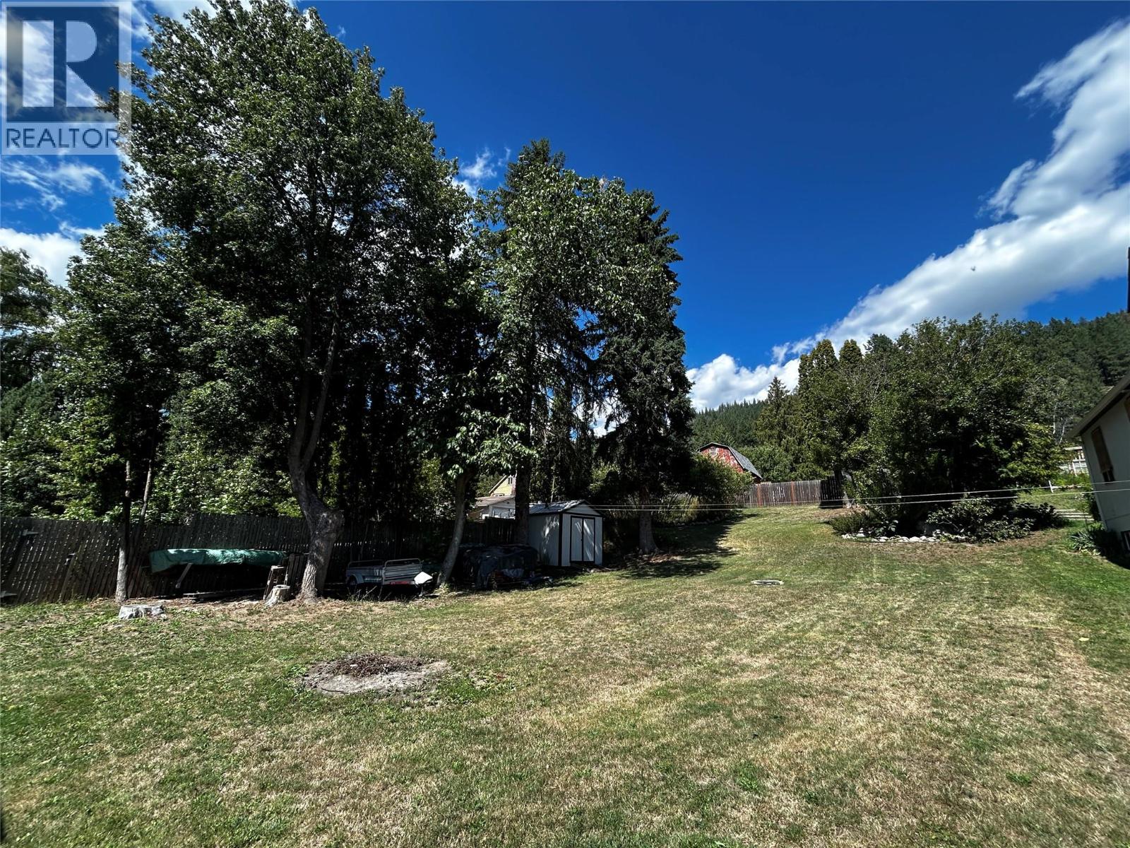 3385 Upper Levels Road, Robson, British Columbia  V0G 1X0 - Photo 59 - 10364474