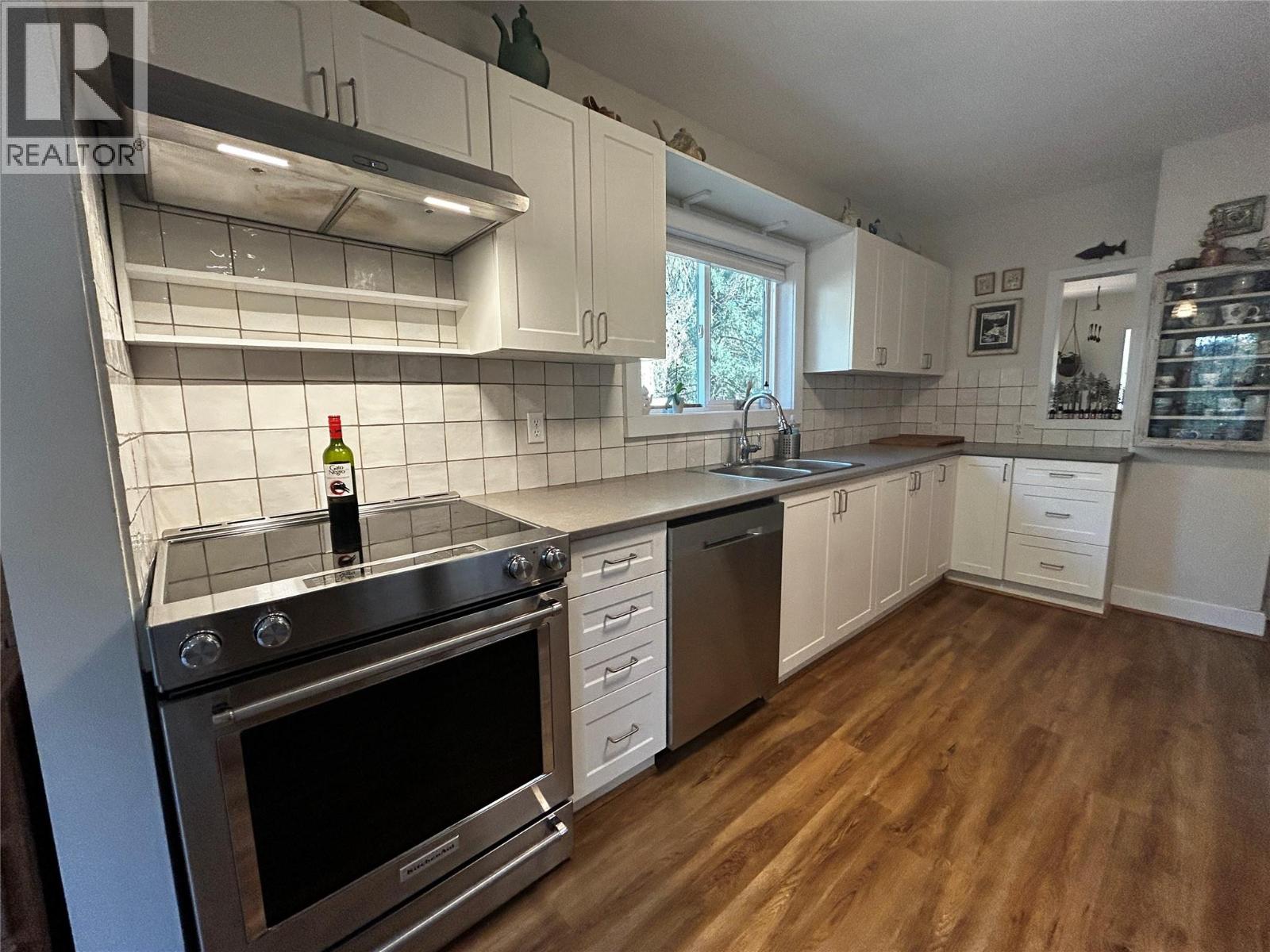 3385 Upper Levels Road, Robson, British Columbia  V0G 1X0 - Photo 22 - 10364474