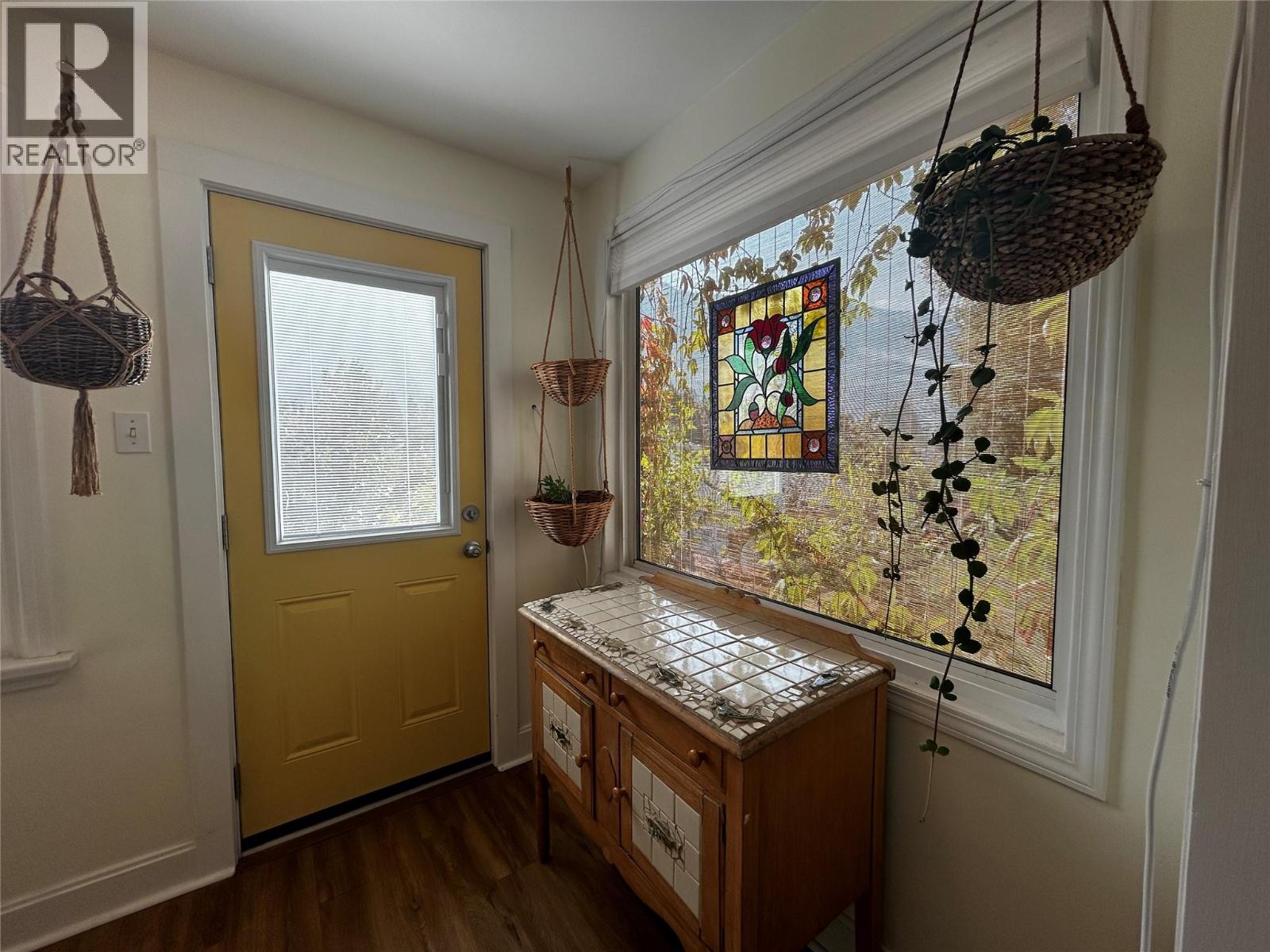 3385 Upper Levels Road, Robson, British Columbia  V0G 1X0 - Photo 4 - 10364474