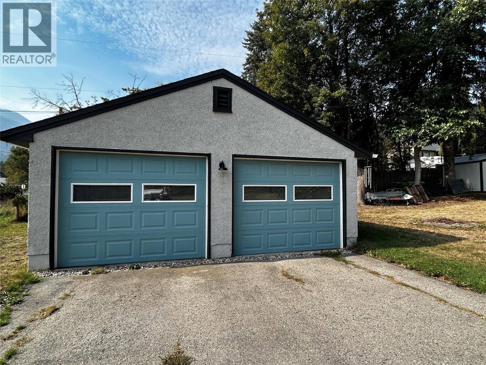 3385 Upper Levels Road, Robson, British Columbia  V0G 1X0 - Photo 55 - 10364474