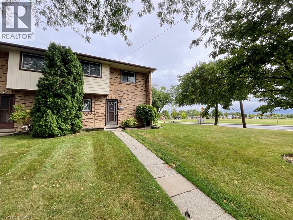 4 Rosanne Crescent, Hamilton, Ontario  L8T 2T7 - Photo 3 - 40767015