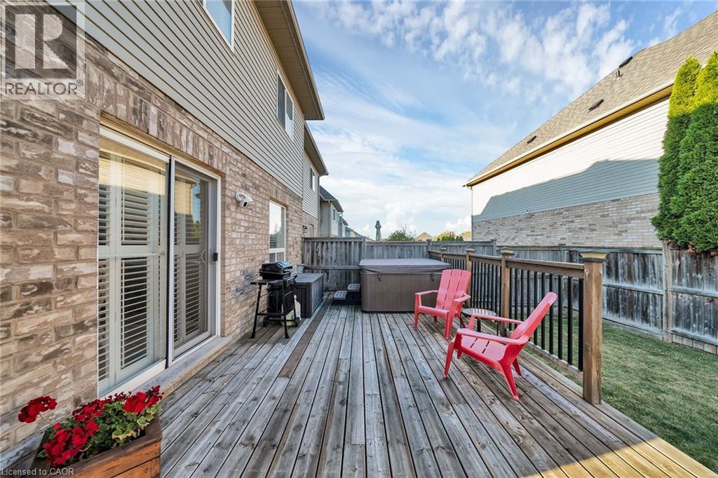 37 Meadow Wood Crescent, Stoney Creek, Ontario  L8J 3Z7 - Photo 33 - 40770933