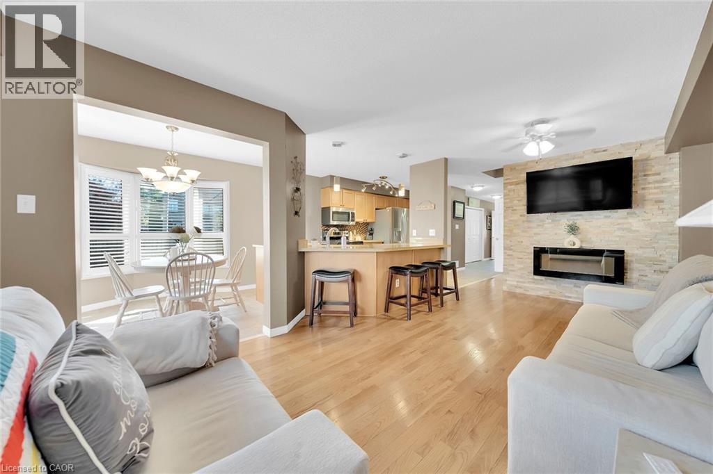 37 Meadow Wood Crescent, Stoney Creek, Ontario  L8J 3Z7 - Photo 17 - 40770933