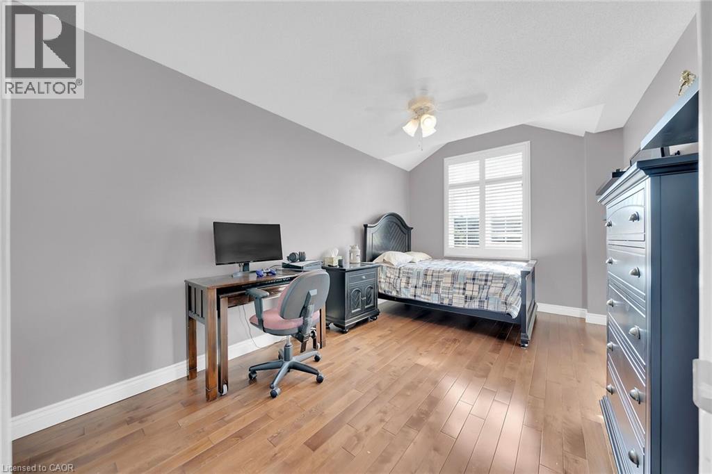 37 Meadow Wood Crescent, Stoney Creek, Ontario  L8J 3Z7 - Photo 27 - 40770933