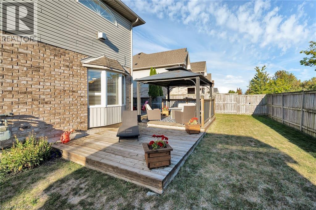 37 Meadow Wood Crescent, Stoney Creek, Ontario  L8J 3Z7 - Photo 34 - 40770933