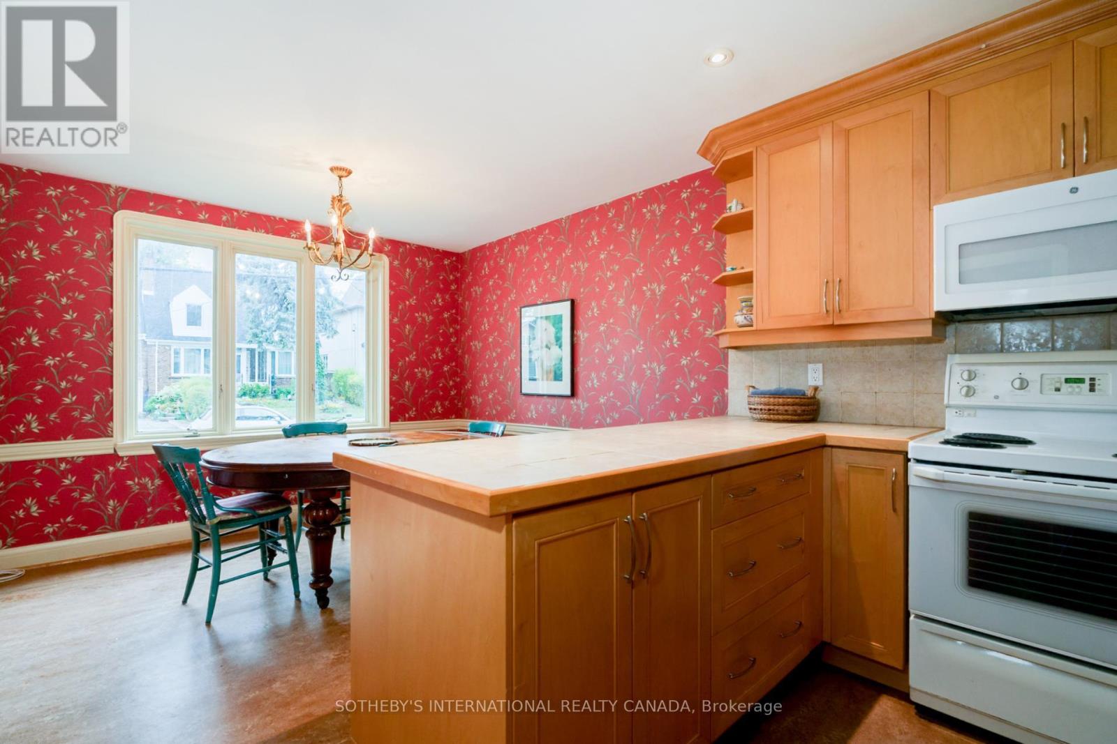239 Empress Avenue, Toronto, Ontario  M2N 3V1 - Photo 13 - C12433419