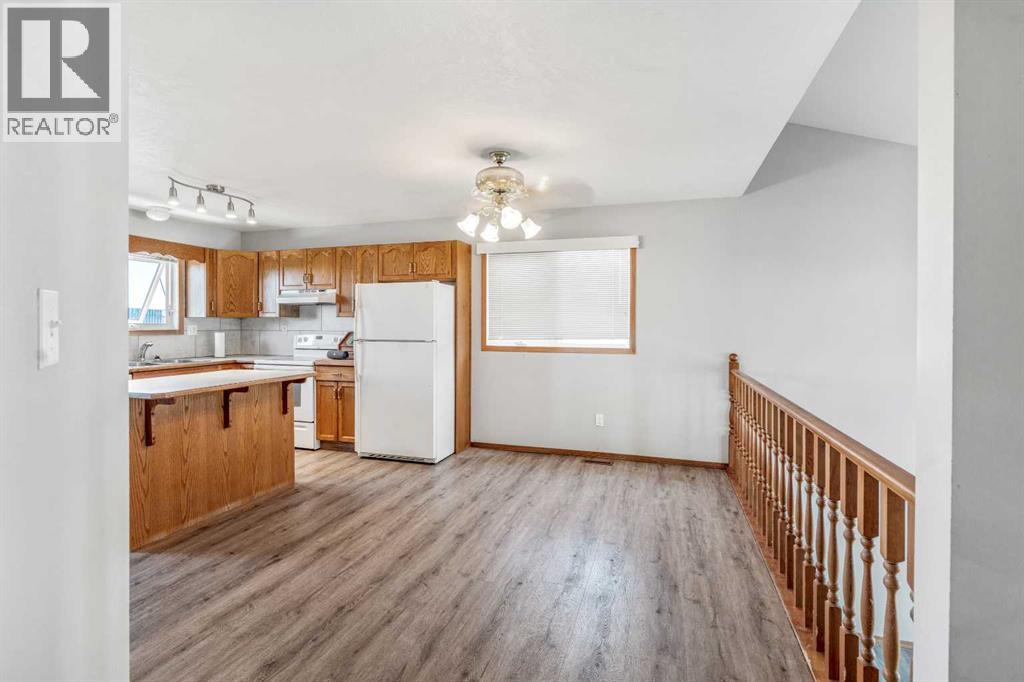 199 Mt Crandell Crescent W, Lethbridge, Alberta  T1K 6M2 - Photo 10 - A2229483