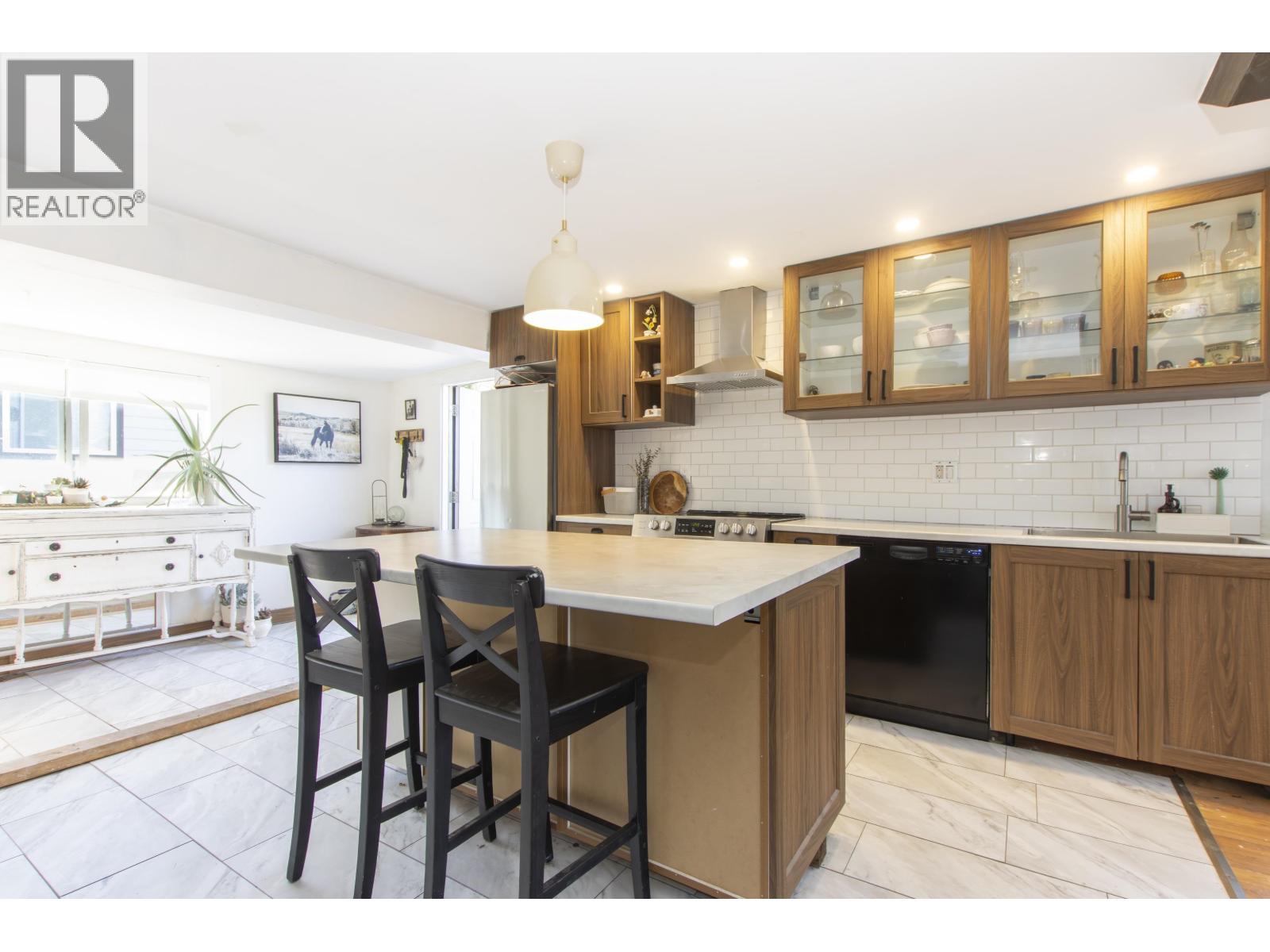 76 40157 Government Road, Squamish, British Columbia  V0N 1T0 - Photo 1 - R3053343