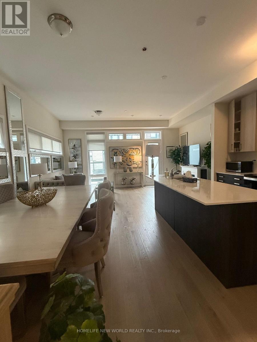 20 Credit Lane, Richmond Hill, Ontario  L4E 1G9 - Photo 1 - N12433423