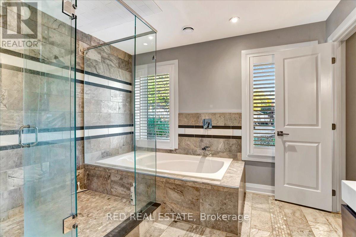 88 Cook Street, Barrie, Ontario  L4M 4G6 - Photo 21 - S12433435