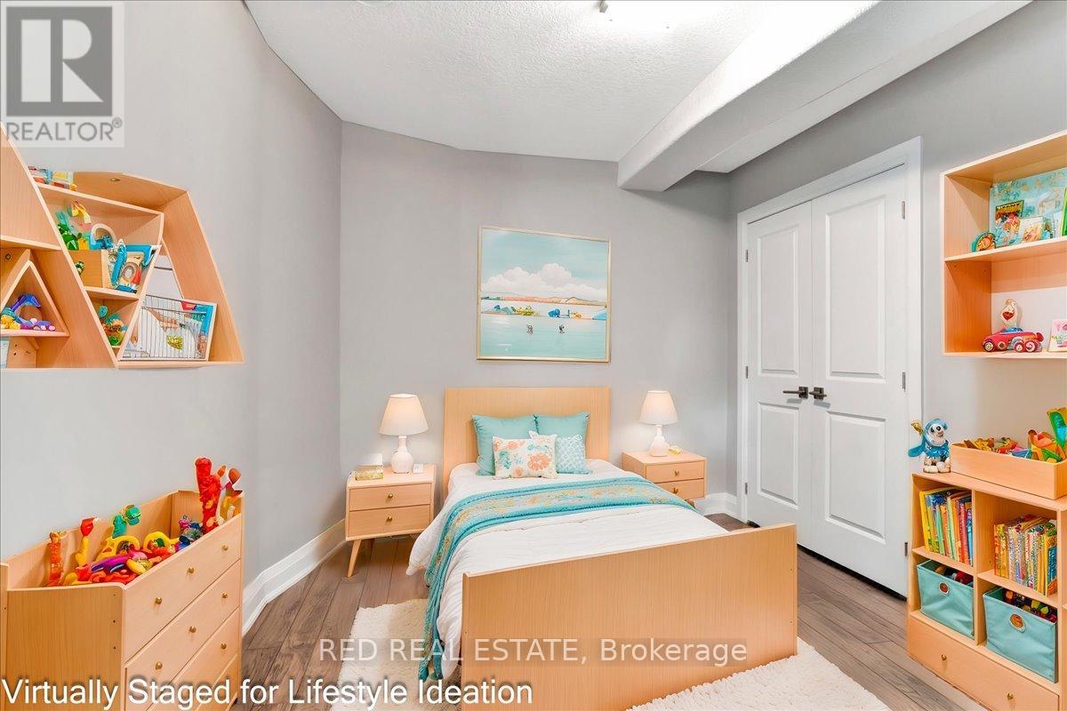 88 Cook Street, Barrie, Ontario  L4M 4G6 - Photo 29 - S12433435
