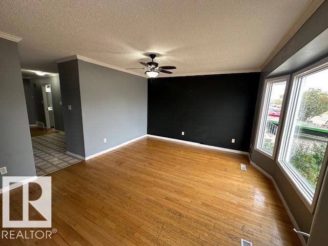 4631 126 Av Nw, Edmonton, Alberta  T5A 4L1 - Photo 5 - E4447715