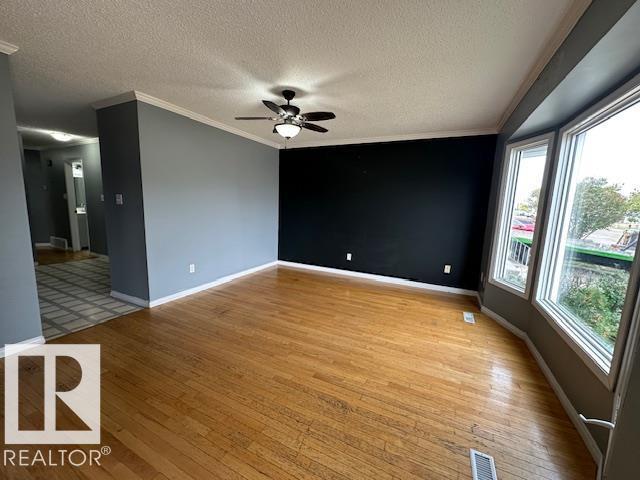 4631 126 Av Nw, Edmonton, Alberta  T5A 4L1 - Photo 4 - E4447715