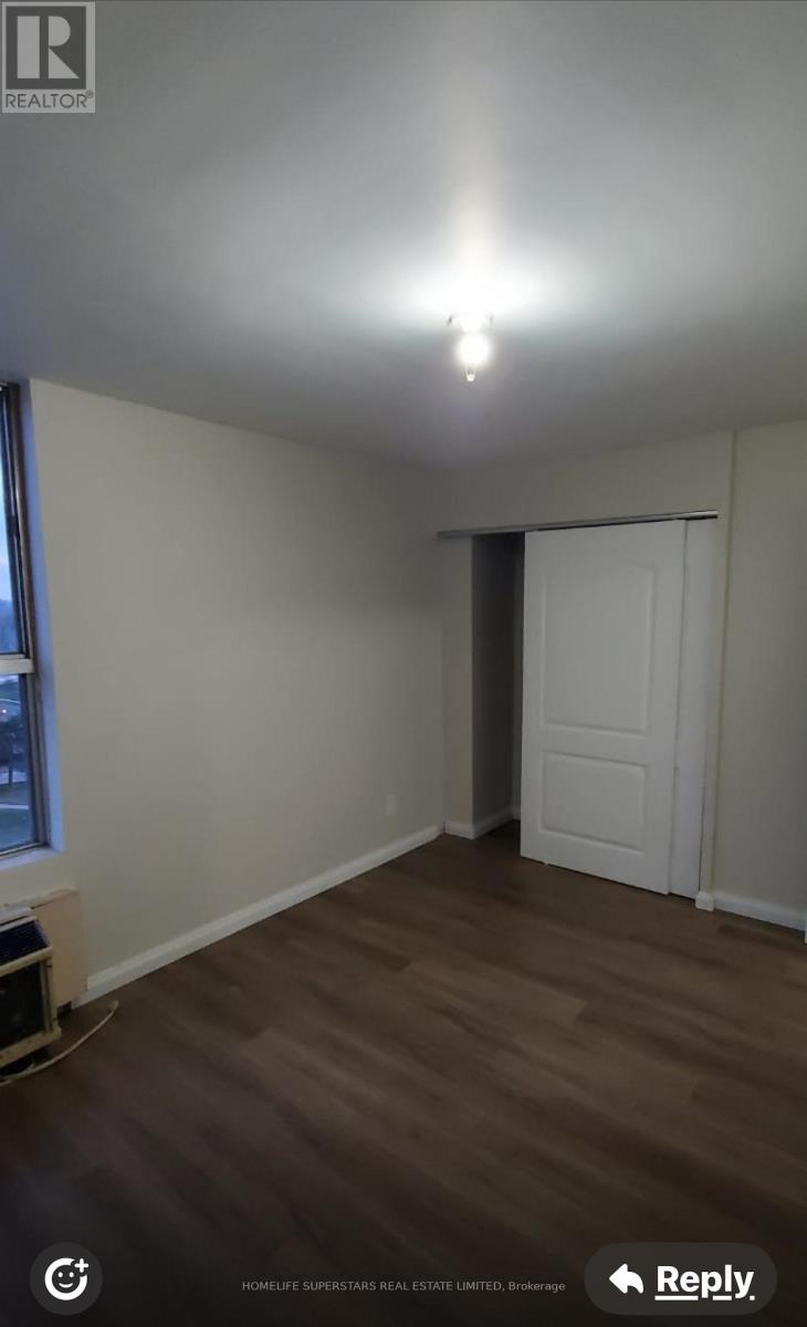 919 - 2835 Islington Avenue, Toronto, Ontario  M9L 2K2 - Photo 18 - W12430823